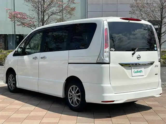 日産 セレナ ハイウェイスター Vセレクション 福島県 2012(平24)年 7.3万km ブリリアントホワイトパール 社外メモリナビ/　【フルセグ/CD/DVD/USB/AUX】/バックカメラ/クルーズコントロール/ＥＴＣ/社外１５inアルミホイール/両側パワースライドドア/後席モニター/ハロゲンライト（AUTO機能付き）/フォグランプ/ヘッドライトレベライザー/ウィンカーミラー/電動格納ミラー/スマートキー/プッシュスタート/横滑り防止装置/ＡＢＳ/ドアバイザー/純正フロアマット