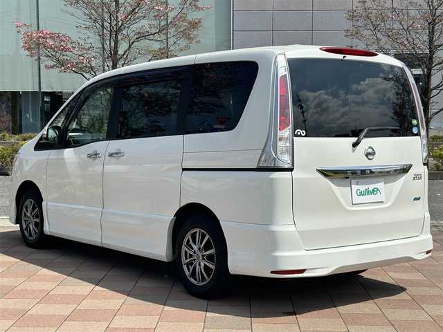 日産 セレナ ハイウェイスター Vセレクション 福島県 2012(平24)年 7.3万km ブリリアントホワイトパール 社外メモリナビ/　【フルセグ/CD/DVD/USB/AUX】/バックカメラ/クルーズコントロール/ＥＴＣ/社外１５inアルミホイール/両側パワースライドドア/後席モニター/ハロゲンライト（AUTO機能付き）/フォグランプ/ヘッドライトレベライザー/ウィンカーミラー/電動格納ミラー/スマートキー/プッシュスタート/横滑り防止装置/ＡＢＳ/ドアバイザー/純正フロアマット