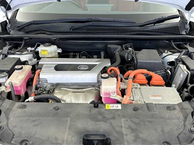 レクサス ＮＸ 300h Fスポーツ 岐阜県 2018(平30)年 2.3万km ホワイトノーヴァガラスフレーク 登録時走行距離22234km/純正ナビ【CD/DVD/Bluetooth】/フルセグテレビ/バックカメラ/衝突軽減ブレーキ/レーダークルーズコントロール/ブラインドスポットモニター/レーンキープアシスト/前席パワーシート【シートヒーター/エアシート】/赤革シート/三眼LEDヘッドライト/革巻きステアリング/ETC2.0/純正18インチアルミ