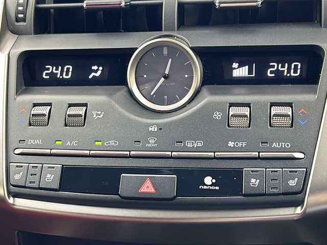 レクサス ＮＸ 300h Fスポーツ 岐阜県 2018(平30)年 2.3万km ホワイトノーヴァガラスフレーク 登録時走行距離22234km/純正ナビ【CD/DVD/Bluetooth】/フルセグテレビ/バックカメラ/衝突軽減ブレーキ/レーダークルーズコントロール/ブラインドスポットモニター/レーンキープアシスト/前席パワーシート【シートヒーター/エアシート】/赤革シート/三眼LEDヘッドライト/革巻きステアリング/ETC2.0/純正18インチアルミ