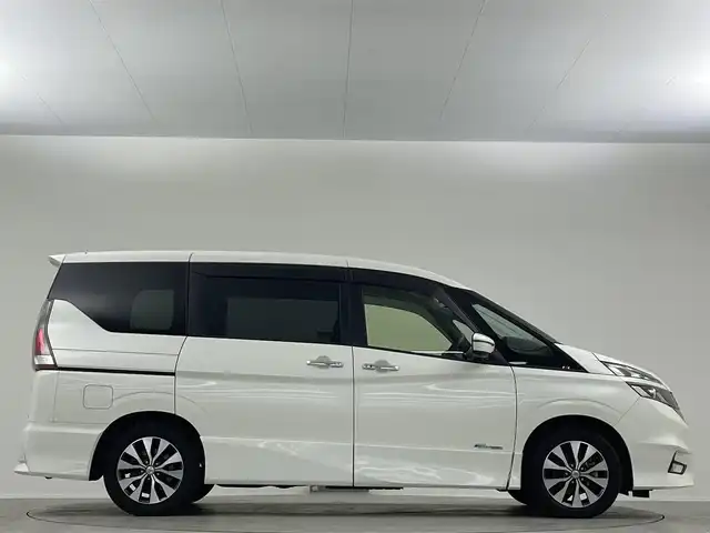 日産 セレナ ハイウェイスター Vセレクション 埼玉県 2018(平30)年 6.5万km ブリリアントホワイトパール アルパイン９型ナビ　アルパイン１０．１型後席モニター　アラウンドビューモニター　Ｂｌｕｅｔｏｏｔｈ　　プロパイロット　デジタルインナーミラー　両側パワースライドドア　オートハイビーム　　ＥＴＣ