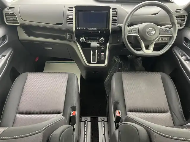 日産 セレナ ハイウェイスター Vセレクション 埼玉県 2018(平30)年 6.5万km ブリリアントホワイトパール アルパイン９型ナビ　アルパイン１０．１型後席モニター　アラウンドビューモニター　Ｂｌｕｅｔｏｏｔｈ　　プロパイロット　デジタルインナーミラー　両側パワースライドドア　オートハイビーム　　ＥＴＣ