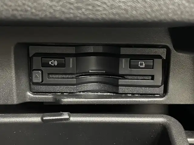 日産 セレナ ハイウェイスター Vセレクション 埼玉県 2018(平30)年 6.5万km ブリリアントホワイトパール アルパイン９型ナビ　アルパイン１０．１型後席モニター　アラウンドビューモニター　Ｂｌｕｅｔｏｏｔｈ　　プロパイロット　デジタルインナーミラー　両側パワースライドドア　オートハイビーム　　ＥＴＣ