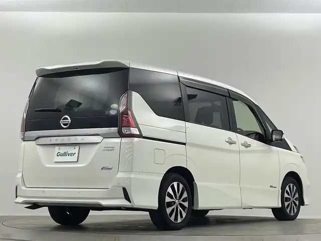 日産 セレナ ハイウェイスター Vセレクション 埼玉県 2018(平30)年 6.5万km ブリリアントホワイトパール アルパイン９型ナビ　アルパイン１０．１型後席モニター　アラウンドビューモニター　Ｂｌｕｅｔｏｏｔｈ　　プロパイロット　デジタルインナーミラー　両側パワースライドドア　オートハイビーム　　ＥＴＣ