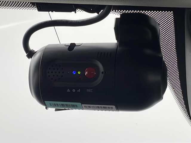 マツダ アテンザ ワゴン XD プロアクティブ 愛知県 2019(平31)年 8.3万km スノーフレイクホワイトパールマイカ /禁煙車//純正ナビ//フルセグTV//CD+DVDプレーヤー//360°ビューモニター//ETC//前方ドライブレコーダー(TX2000)//i-ACTIVESENSE//アドバンストスマートシティブレーキサポート//AT誤発進抑制制御//レーダークルーズコントロール//レーンキープアシスト//ブラインドスポットモニター//リヤクロストラフィックアラート//ドライバーアテンションアラート//フロント&リアパーキングセンサー//アダプティブLEDヘッドライト//オートライト//ルーフレール//ヘッドアップディスプレイ//純正17インチアルミホイール//純正フロアマット//純正ドアバイザー//革巻きステアリング//ステアリングスイッチ//パドルシフト//プッシュスタート//電動格納ミラーウィンカー//i-stop//電子パーキングブレーキ//ブレーキホールド//取扱説明書
