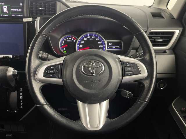 トヨタ タンク カスタムG S 埼玉県 2017(平29)年 5.4万km パールホワイトⅢ 社外ナビ/　（ＴＶ／Ｂｌｕｅｔｏｏｔｈ／ＤＶＤ／ＣＤ）　/ビルトインＥＴＣ/両側パワースライドドア　/衝突軽減ブレーキ　/クルーズコントロール　/横滑り防止措置　/純正アルミホイール/フロアマット/LEDヘッドライト/フォグランプ/ロールサンシェード/プッシュスタート/アイドリングストップ/スマートキー×２/ウインカーミラー