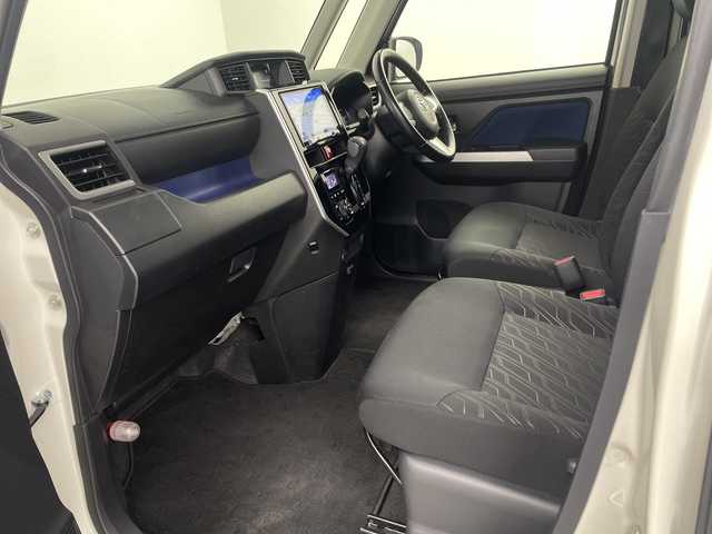 トヨタ タンク カスタムG S 埼玉県 2017(平29)年 5.4万km パールホワイトⅢ 社外ナビ/　（ＴＶ／Ｂｌｕｅｔｏｏｔｈ／ＤＶＤ／ＣＤ）　/ビルトインＥＴＣ/両側パワースライドドア　/衝突軽減ブレーキ　/クルーズコントロール　/横滑り防止措置　/純正アルミホイール/フロアマット/LEDヘッドライト/フォグランプ/ロールサンシェード/プッシュスタート/アイドリングストップ/スマートキー×２/ウインカーミラー