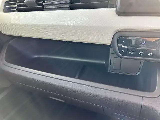 ホンダ Ｎ ＢＯＸ G 福岡県 2021(令3)年 3.4万km プラチナホワイトパール 社外SDナビ/・バックカメラ/・BT/・iPod/・AUX/クルーズコントロール/レーンキープアシスト/コーナーセンサー/社外ETC/LEDヘッドライト/オートライト/両側スライドドア/スマートキー/スペアキー/パーキングアシスト