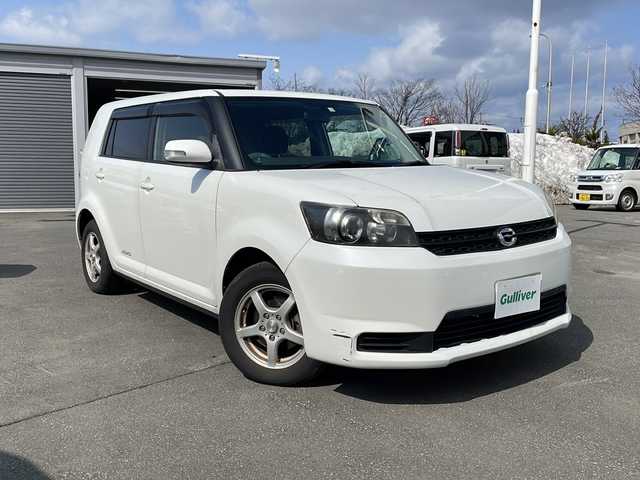 トヨタ カローラ ルミオン 1．8X 青森県 2010(平22)年 13.7万km ホワイトパールクリスタルシャイン ・4WD/・2DINオーディオ(MCT-W58)/・AM/FM/CD/AUX/・フロントワイパーデアイサー/・ビルトインETC/・純正AW付きサマータイヤ積み込み/・純正フロアマット/・シフトロック/・全席オートウインドウ/・電動格納ウインカーミラー/・保証書