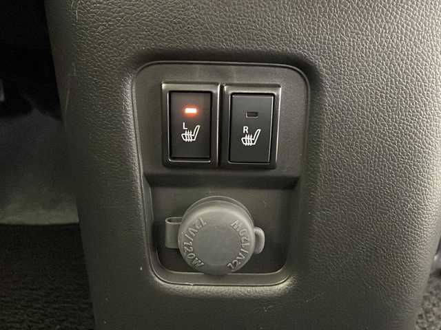 スズキ ワゴンＲ HYBRID FX 長野県 2022(令4)年 2.9万km スペリアホワイト 4WD/社外メモリナビ（型番：AVIC-RZ403)/(CD/DVD/SD/USB/AUX/FM/AM)/バックカメラ/ＥＴＣ/クリアランスソナー/衝突被害軽減システム/盗難防止装置/オートマチックハイビーム/オートライト/コーナーセンサー（後列）/シートヒーター（前席）/アイドリングストップ/スマートキー/スペアキー１本/保証書/取扱説明書