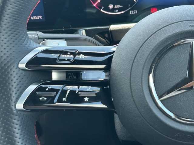 メルセデス・ベンツ Ｍ・ベンツ Ｂ２００ｄ AMGライン 千葉県 2023(令5)年 0.5万km ポーラホワイト 純正ナビ/フルセグTV/Bluetooth接続/ETC/CD/DVD再生/バックカメラ/パワーバックドア/レダークルーズコントロール/前席シートヒーター/1列目メモリーパワーシート/置くだけ充電/レーンアシスト/衝突被害軽減システム/エレクトロニックスタビリティプログラム/アクティブパーキングアシスト/アダクティブハイビームアシストプラス/電動格納ウィンカーミラー/プッシュスタート/スマートキー/スペアキー１本/LEDマルチビームハイライト/18インチAMGアルミホイール/純正フロアマット/保証書/取扱説明書