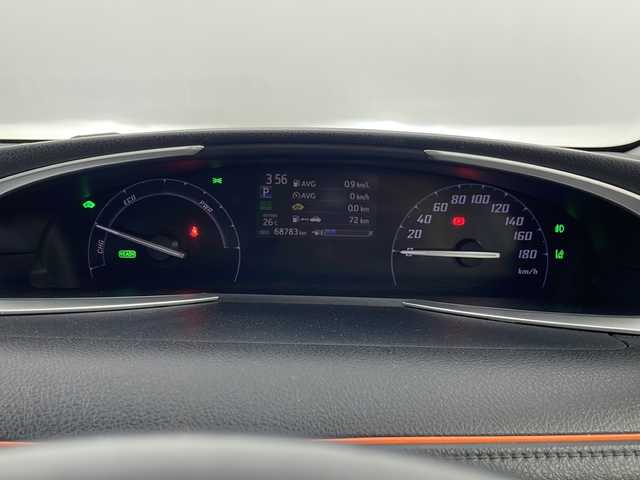 トヨタ シエンタ ハイブリッド G 埼玉県 2017(平29)年 6.9万km シルバーM 純正メモリナビ/バックカメラ/ETC/オートマチックハイビーム/LPA/PCS/ドライブモードセレクト/ステリモ/シートヒーター/純正フロアマット/純正ドアバイザー/ウィンカーミラー/フォグランプ/スマートキー/プッシュスタート/両側パワースライドドア/LEDヘッドライト/オートライト