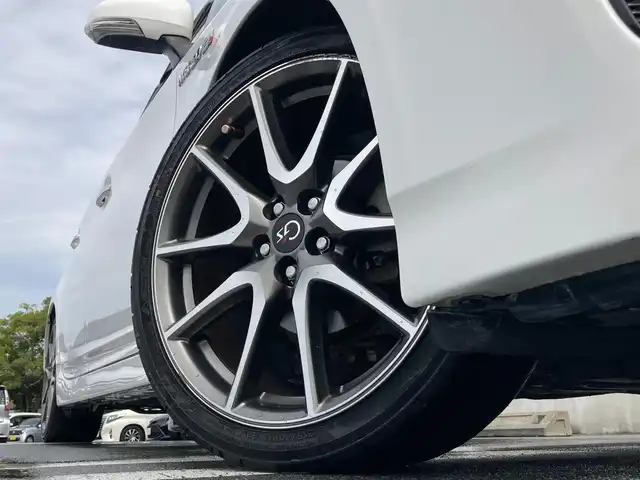 トヨタ プリウス S ツーリングセレ G’s 静岡県 2013(平25)年 9.1万km スーパーホワイトⅡ 社外HDDナビ(CN-H510WD)/　AM FM CD DVD Bluetooth/ビルトインETC/LEDオートヘッドランプ/クルーズコントロール/革巻きステアリング/ステアリングスイッチ/純正18インチアルミホイール/スマートキー2本/アイドリングストップ/純正トノカバー/ワンオーナー/フルセグTV/バックモニター