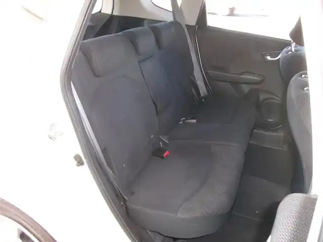 ホンダ フィット ハイブリット スマート セレクション 群馬県 2013(平25)年 6.9万km プレミアムホワイトパール メモリナビ/ワンセグテレビ/バックカメラ/クルーズコントロール/ETC/HID