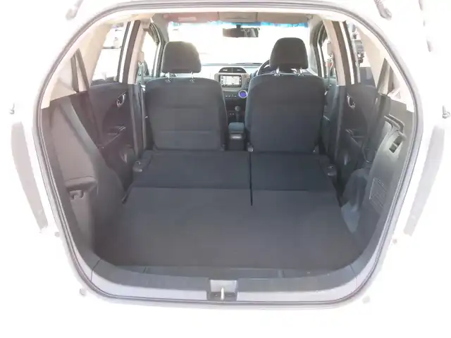 ホンダ フィット ハイブリット スマート セレクション 群馬県 2013(平25)年 6.9万km プレミアムホワイトパール メモリナビ/ワンセグテレビ/バックカメラ/クルーズコントロール/ETC/HID