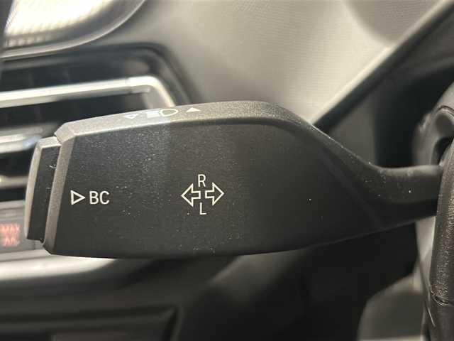 ＢＭＷ Ｍ１３５ｉ xDrive 新潟県 2020(令2)年 2.3万km アルピンホワイトⅢ Mスポーツシート/純正ナビ/バックカメラ/ETC/ドライブレコーダー/アクティブクルーズコントロール/パドルシフト/衝突被害軽減ブレーキ/レーンキープアシスト/ブラインドスポットアシスト/パワーシート/シートヒーター/パワーバックドア/純正18インチアルミホイール/LEDヘッドライト/パーキングアシスト