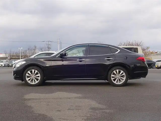 日産 フーガ 370GT FOUR 山形県 2011(平23)年 10.8万km ガーネットブラック 4WD/純正HDDナビ/　　【CD　DVD　BT　フルセグ　AUX　USB】/バックカメラ / サイドカメラ/レーダークルーズコントロール/HIDオートライト/レザーシート/パワーシート/エアシート/純正18インチアルミホイール/ドライブレコーダー/ステアリングスイッチ/インテリジェントキー×2/ETC