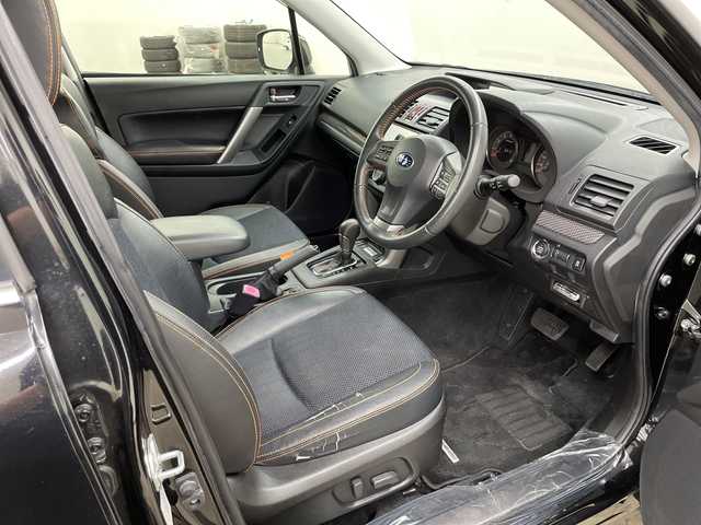 スバル フォレスター Xブレイク 長崎県 2014(平26)年 4.2万km クリスタルブラックシリカ 社外ナビ/・フルセグ/・DVD/・Bluetooth/アイサイト/前席シートヒーター/前席パワーシート/パドルシフト/電格ウィンカーミラー/ワイパーデアイサー/革巻ステアリング/ETC/バイザー/リヤフォグ/ハーフレザーシート/純正フロアマット/HIDライト/スマートキー