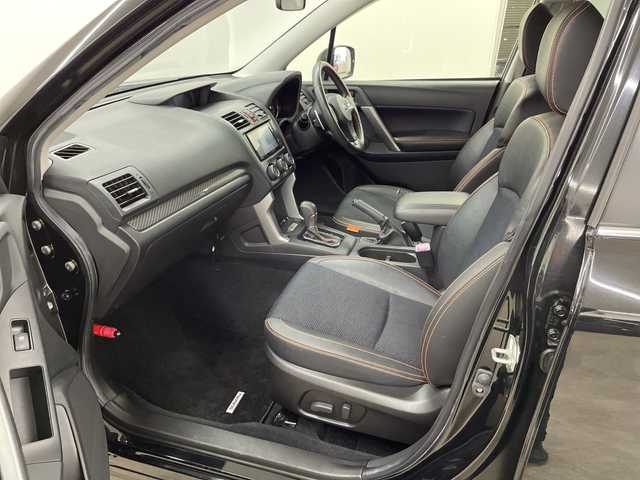 スバル フォレスター Xブレイク 長崎県 2014(平26)年 4.2万km クリスタルブラックシリカ 社外ナビ/・フルセグ/・DVD/・Bluetooth/アイサイト/前席シートヒーター/前席パワーシート/パドルシフト/電格ウィンカーミラー/ワイパーデアイサー/革巻ステアリング/ETC/バイザー/リヤフォグ/ハーフレザーシート/純正フロアマット/HIDライト/スマートキー