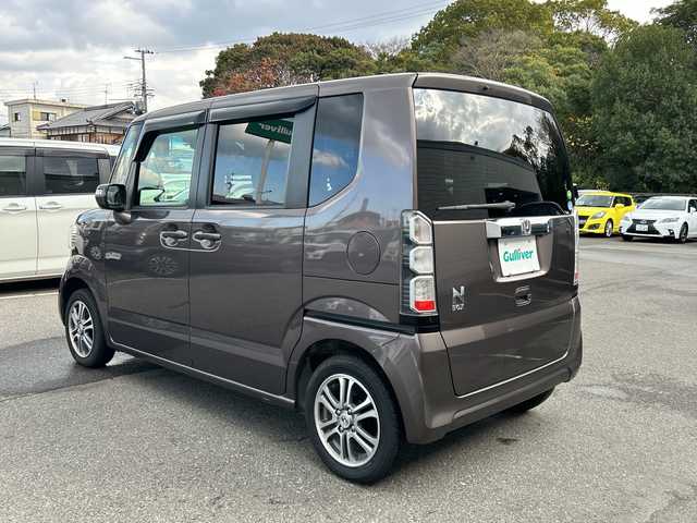 ホンダ Ｎ ＢＯＸ G Lパッケージ 大阪府 2014(平26)年 4.7万km プレミアムブロンズパール 社外ナビ(BT/CD/DVD/SD/USB/ワンセグ)/バックカメラ/衝突被害軽減システム/両側パワースライドドア/純正アルミホイール/純正フロアマット/アイドリングストップ/フルフラットシート/チップアップシート/カーテンエアバック/プッシュスタートボタン/ハロゲンヘッドライト