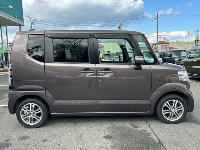 ホンダ Ｎ ＢＯＸ G Lパッケージ 大阪府 2014(平26)年 4.7万km プレミアムブロンズパール 社外ナビ(BT/CD/DVD/SD/USB/ワンセグ)/バックカメラ/衝突被害軽減システム/両側パワースライドドア/純正アルミホイール/純正フロアマット/アイドリングストップ/フルフラットシート/チップアップシート/カーテンエアバック/プッシュスタートボタン/ハロゲンヘッドライト