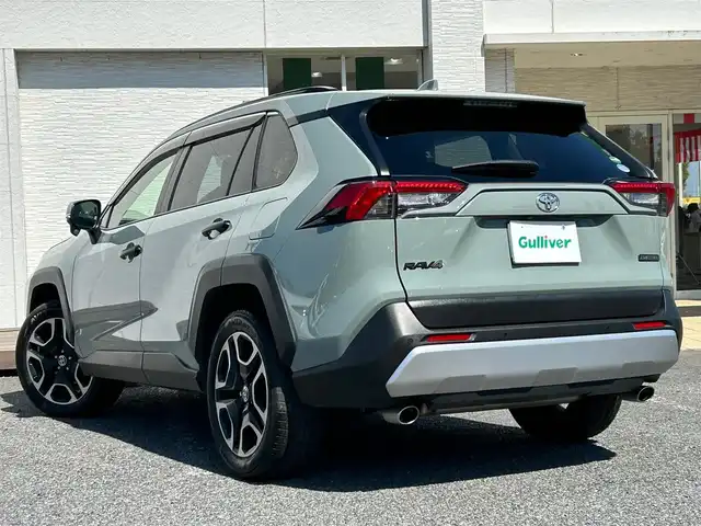 トヨタ ＲＡＶ４ アドベンチャー 千葉県 2020(令2)年 5.5万km アーバンカーキ セーフティセンス/純正ナビ/バックカメラ/ETC2.0/クルコン/TV/BT/USB/パワーシート/合皮スポーティシート/純正AW/純正フロアマット/LEDヘッドライト/BSM/コーナーセンサー/フロントフォグ/オートマチックハイビーム/盗難防止装置/ドアバイザー/WAC