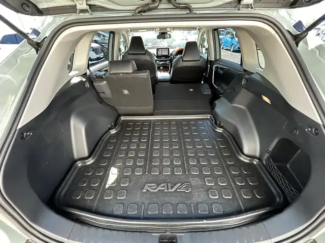 トヨタ ＲＡＶ４ アドベンチャー 千葉県 2020(令2)年 5.5万km アーバンカーキ セーフティセンス/純正ナビ/バックカメラ/ETC2.0/クルコン/TV/BT/USB/パワーシート/合皮スポーティシート/純正AW/純正フロアマット/LEDヘッドライト/BSM/コーナーセンサー/フロントフォグ/オートマチックハイビーム/盗難防止装置/ドアバイザー/WAC