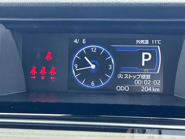 トヨタ ルーミー カスタムG 岩手県 2024(令6)年 0.1万km パールホワイトⅢ ・ワンオーナー/・両側パワースライドドア/・ACC（アクティブクルーズコントロール）/・純正ディスプレイオーディオ（Ａｐｐｌｅ　ＣａｒＰｌａｙ/フルセグTV/BT/USB/ipod/ラジオ）/・全周囲カメラ/・Ｄ席＋Ｎ席シートヒーター/・電子パーキング/・ブレーキホールド/・横滑り防止/・アイドリングストップ/・純正フロアマット/・ドアバイザー/・サンシェード/・オートライト/・nanoe エアコン
