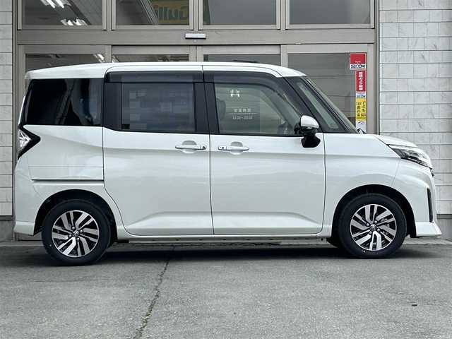 トヨタ ルーミー カスタムG 岩手県 2024(令6)年 0.1万km パールホワイトⅢ ・ワンオーナー/・両側パワースライドドア/・ACC（アクティブクルーズコントロール）/・純正ディスプレイオーディオ（Ａｐｐｌｅ　ＣａｒＰｌａｙ/フルセグTV/BT/USB/ipod/ラジオ）/・全周囲カメラ/・Ｄ席＋Ｎ席シートヒーター/・電子パーキング/・ブレーキホールド/・横滑り防止/・アイドリングストップ/・純正フロアマット/・ドアバイザー/・サンシェード/・オートライト/・nanoe エアコン