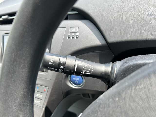 トヨタ プリウス S 愛知県 2012(平24)年 5.1万km フロスティーグリーンマイカ 純正SDナビ/（AM/FM/SD/BT/CD/DVD)/フルセグTV/バックカメラ/ETC/HIDヘッドライト/フォグランプ/プッシュスタート/ステアリングスィッチ/カーテンエアバッグ/ドアバイザー/フロアマット/スマートキー