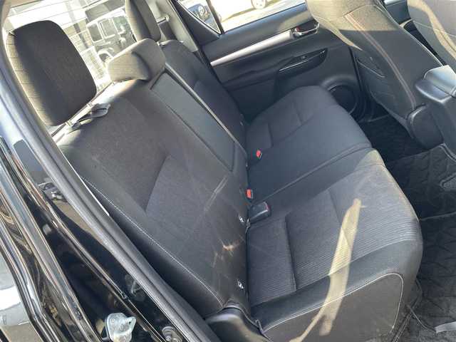 トヨタ ハイラックス Z 宮城県 2020(令2)年 9.7万km アティチュードブラックマイカ ワンオーナー/純正ディーラーオプションナビ/フルセグTV/FM・AM/CD/SD/Bluetooth/AUX/パワーヒーター/排出ガス浄化装置/ドラレコ前/純正アルミホイール17インチ/純正フロアマット/プッシュスタート/レーダークルーズコントロール/レーントレーシングアシスト/パーキングセンサー/ダウンヒルアシストコントロールシステム/センターデフロック/横滑り防止