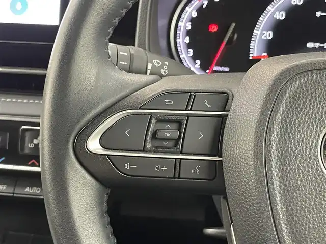 トヨタ ノア S－Z 埼玉県 2022(令4)年 1.9万km ホワイトパールクリスタルシャイン 純正ディスプレイオーディオ　フリップダウンモニター　バックカメラ　ＤＶＤ再生　セーフティセンス　レーダークルーズコントロール　ビルトインＥＴＣ２．０　前後ドライブレコーダー　シートヒーター　地デジＴＶ