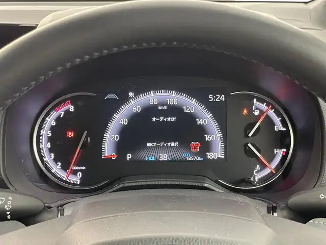 トヨタ ノア S－Z 埼玉県 2022(令4)年 1.9万km ホワイトパールクリスタルシャイン 純正ディスプレイオーディオ　フリップダウンモニター　バックカメラ　ＤＶＤ再生　セーフティセンス　レーダークルーズコントロール　ビルトインＥＴＣ２．０　前後ドライブレコーダー　シートヒーター　地デジＴＶ