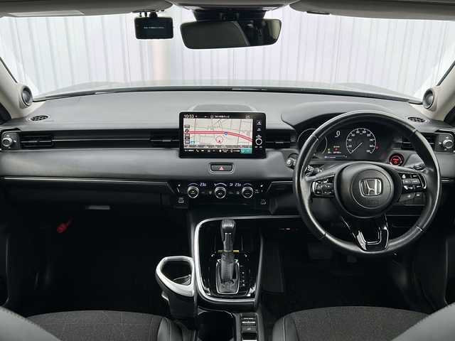 ホンダ ヴェゼル ハイブリッド e:HEV Z 三重県 2021(令3)年 4.8万km クリスタルブラックパール 純正ナビ　/全周囲カメラ /BSM /ワイヤレス充電器 /ビルトインETC2.0 /ステアリングヒーター /革巻きステアリング/ステアリングスイッチ/パワーバックドア /コーナーセンサー /前後ドライブレコーダー/前席シートヒーター /ハーフレザーシート/レーダークルーズコントロール/レーンキープアシスト/衝突軽減ブレーキ/純正フロアマット/LEDヘッドライト/オートハイビーム /オートライト/電動格納ミラー/禁煙車