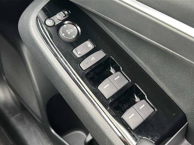 ホンダ ヴェゼル ハイブリッド e:HEV Z 三重県 2021(令3)年 4.8万km クリスタルブラックパール 純正ナビ　/全周囲カメラ /BSM /ワイヤレス充電器 /ビルトインETC2.0 /ステアリングヒーター /革巻きステアリング/ステアリングスイッチ/パワーバックドア /コーナーセンサー /前後ドライブレコーダー/前席シートヒーター /ハーフレザーシート/レーダークルーズコントロール/レーンキープアシスト/衝突軽減ブレーキ/純正フロアマット/LEDヘッドライト/オートハイビーム /オートライト/電動格納ミラー/禁煙車