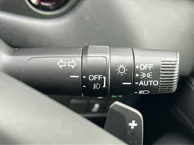 ホンダ ヴェゼル ハイブリッド e:HEV Z 三重県 2021(令3)年 4.8万km クリスタルブラックパール 純正ナビ　/全周囲カメラ /BSM /ワイヤレス充電器 /ビルトインETC2.0 /ステアリングヒーター /革巻きステアリング/ステアリングスイッチ/パワーバックドア /コーナーセンサー /前後ドライブレコーダー/前席シートヒーター /ハーフレザーシート/レーダークルーズコントロール/レーンキープアシスト/衝突軽減ブレーキ/純正フロアマット/LEDヘッドライト/オートハイビーム /オートライト/電動格納ミラー/禁煙車