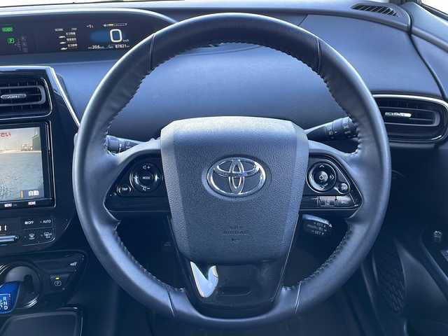 トヨタ プリウス A 道東・釧路十勝 2019(平31)年 8.8万km グレーメタリック ・4WD/・純正9インチSDナビ/(CD FM AM BT フルセグ)/・バックカメラ/・衝突軽減システム/・追従式クルーズコントロール/・S-IPA/・レーンディパーチャーアラート/・車両接近一時停止スイッチ/・ブライドスポットモニター/・ヘッドアップディスプレイ/・横滑り防止/・純正キー一体型エンジンスターター/・ミラーヒーター/・LEDヘッドライト/・フォグライト/・オートマチックハイビーム/・オートライト/・デジタルインナーミラー/・社外ドライブレコーダー/・フロントワイパーデアイサー/・ETC/・革巻きステアリング/・ステアリングスイッチ/・電格ウィンカーミラー/・ドアバイザー/・スマートキー/・プッシュスタート/・純正AW付夏用タイヤ【2024年製　2ミリ】積込