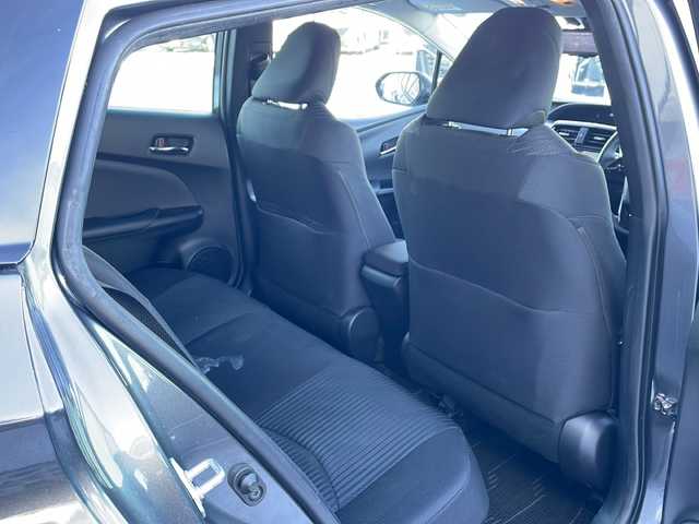 トヨタ プリウス A 道東・釧路十勝 2019(平31)年 8.8万km グレーメタリック ・4WD/・純正9インチSDナビ/(CD FM AM BT フルセグ)/・バックカメラ/・衝突軽減システム/・追従式クルーズコントロール/・S-IPA/・レーンディパーチャーアラート/・車両接近一時停止スイッチ/・ブライドスポットモニター/・ヘッドアップディスプレイ/・横滑り防止/・純正キー一体型エンジンスターター/・ミラーヒーター/・LEDヘッドライト/・フォグライト/・オートマチックハイビーム/・オートライト/・デジタルインナーミラー/・社外ドライブレコーダー/・フロントワイパーデアイサー/・ETC/・革巻きステアリング/・ステアリングスイッチ/・電格ウィンカーミラー/・ドアバイザー/・スマートキー/・プッシュスタート/・純正AW付夏用タイヤ【2024年製　2ミリ】積込