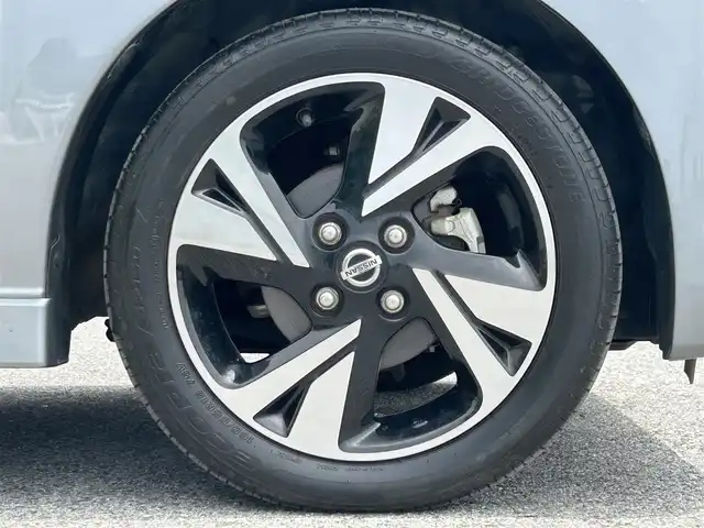 日産 デイズ HWS G ターボ プロパイロットED 滋賀県 2021(令3)年 2.9万km チタニウムグレーメタリック ガソリン（ハイブリッド）/2WD(FF)/CVT/９インチ純正ナビ【MM321D-L】/（FM/AM/CD/DVD/TV/AUX）/プロパイロット/プリクラッシュブレーキアシスト/レーンキープアシスト/アラウンドビューモニター/バックカメラ/ETC/ドライブレコーダー（前）/ディスプレイ付自動防眩式ルームミラー/アイドリングストップ/電動格納ミラー/電子パーキング/ブレーキホールド/ステアリングスイッチ/オートライト/LEDヘッドライト/フロントフォグ/ヘッドライトレベリング/プッシュスタート/スマートキー/スペアキー/フルオートエアコン/USB端子/SOSコール