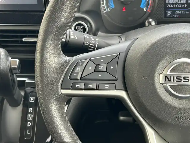 日産 デイズ HWS G ターボ プロパイロットED 滋賀県 2021(令3)年 2.9万km チタニウムグレーメタリック ガソリン（ハイブリッド）/2WD(FF)/CVT/９インチ純正ナビ【MM321D-L】/（FM/AM/CD/DVD/TV/AUX）/プロパイロット/プリクラッシュブレーキアシスト/レーンキープアシスト/アラウンドビューモニター/バックカメラ/ETC/ドライブレコーダー（前）/ディスプレイ付自動防眩式ルームミラー/アイドリングストップ/電動格納ミラー/電子パーキング/ブレーキホールド/ステアリングスイッチ/オートライト/LEDヘッドライト/フロントフォグ/ヘッドライトレベリング/プッシュスタート/スマートキー/スペアキー/フルオートエアコン/USB端子/SOSコール