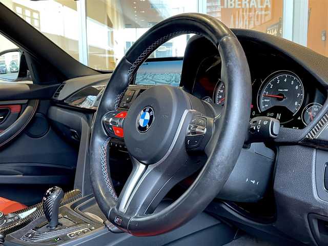 ＢＭＷ Ｍ３ セダン 宮城県 2016(平28)年 3.5万km アルピンホワイトⅢ インテリジェントセーフティ/レーンディパーチャーウォーニング/ヘッドアップディスプレイ/iDriveナビゲーションシステム/フルセグTV/バックカメラ/前後PDC/レッドレザーシート/シートヒーター/メモリ機能付きパワーシート/純正19インチAW（ブラック塗装）/LEDヘッドライト/オートライト /クルーズコントロール/カーボンルーフ/カーボンインテリアトリム/コンフォートアクセス/ルームミラー一体型ETC車載器
