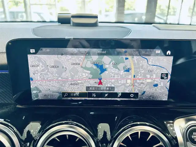 メルセデス・ベンツ ＧＬＢ２００ｄ AMGライン 大阪府 2021(令3)年 2.4万km デジタルホワイト レザーエクスクルーシブP/アドバンスドP/レーダーセーフティP/サンルーフ/HUD/ACC/黒革/メモリ付きパワーシート/シートヒーター/純正ナビ/TV/360度カメラ/純正19インチAW/LEDヘッドライト/アンビエントライト/電動リアゲート/ブラインドスポット/ワイヤレス充電