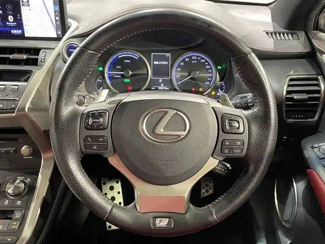 レクサス ＮＸ 300h Fスポーツ 愛知県 2017(平29)年 5.6万km ソニックチタニウム ・純正ナビ&TV&CD&DVD&SD&BTUSB&Miracast/・パノラミックビューモニター/・革シート/・パノラミックルーフ/・シートヒーター/・エアーシート/・後期モデル/・ビルトインETC2.0/・社外前後ドライブレコーダー/・パドルシフト/・ステアリングヒーター/・LEXUSsafety/・レーンディパーチャーアラート/・プリクラッシュセーフティ/・クリアランスソナー/・ブラインドスポットモニター/・パーキングサポートブレーキ/・レーダークルーズコントロール/・パワーバックドア/・オートマチックハイビーム/・シーケンシャルターンランプ/・ヘッドアップディスプレイ/・ASC/・ドアミラーヒーター/・nanoe/・スマートキー/・3眼LEDライト/・LEDフォグランプ/・メモリー付きパワーシート