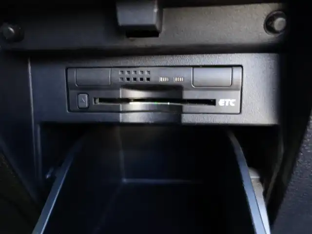 トヨタ アルファード X 山形県 2015(平27)年 8.7万km グレイッシュブルーマイカメタリック 純正フリップダウンモニター/純正SDナビ/　　【CD DVD BT フルセグ MSV】/バックカメラ/両側パワースライドドア/LEDオートヘッドライト/純正16インチアルミホイール/コーナーセンサー/ステアリングスイッチ/MTモード付AT/電動格納ウィンカーミラー/フォグランプ/純正フロアマット/ドアバイザ―/スマートキー×2/ETC