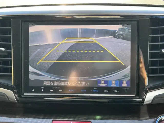 ホンダ オデッセイ ハイブリッド 東京都 2016(平28)年 7万km クリスタルブラックパール ワンオーナー/純正SDナビ/　フルセグTV/SD/CD・DVD/Bluetooth/AM・FM/バックカメラ/アダプティブクルーズコントロール/アイドリングストップ/衝突被害軽減ブレーキ/レーンキープアシスト/横滑り防止装置/純正ビルトインＥＴＣ/純正18インチアルミホイール/純正フロアマット/片側パワースライドドア/ステアリングスイッチ/プッシュスタート/カーテンエアバック/LEDヘッドライト/オートライト/パワーステアリング/パワーウィンドウ/スマートキー/ドアバイザー/保証書/取扱説明書/スペアキー