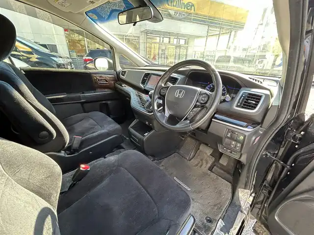 ホンダ オデッセイ ハイブリッド 東京都 2016(平28)年 7万km クリスタルブラックパール ワンオーナー/純正SDナビ/　フルセグTV/SD/CD・DVD/Bluetooth/AM・FM/バックカメラ/アダプティブクルーズコントロール/アイドリングストップ/衝突被害軽減ブレーキ/レーンキープアシスト/横滑り防止装置/純正ビルトインＥＴＣ/純正18インチアルミホイール/純正フロアマット/片側パワースライドドア/ステアリングスイッチ/プッシュスタート/カーテンエアバック/LEDヘッドライト/オートライト/パワーステアリング/パワーウィンドウ/スマートキー/ドアバイザー/保証書/取扱説明書/スペアキー