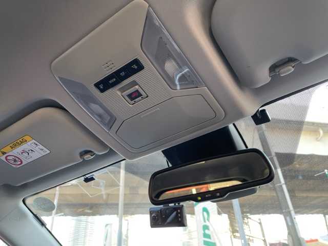 トヨタ ＲＡＶ４ G 神奈川県 2020(令2)年 2.5万km アティチュードブラックマイカ ワンオーナー/4WD/TRDエアロ/社外メモリナビ【X9NX】/・DTV/CD/DVD/BT/USB/HDMI/バックカメラ/クリアランスソナー/レザーシート/前席シートヒーター/D席2メモリ付きパワーシート/ルーフレール/ビルトインETC/前方ドライブレコーダー/パワーバックドア/トヨタセーフティセンス/・プリクラッシュセーフティ/・レーントレーシングアシスト/・オートマチックハイビーム/・ロードサインアシスト/・レーダークルーズコントロール/・先行車発進告知機能/ブラインドスポットモニター/革巻きステアリング/ステアリングヒーター/純正18インチAW/MTモード付AT/オートライト/オートマチックハイビーム/純正LEDヘッドライト/フォグランプ/プッシュEgスタート/ストップ/スマートキー/ターンランプ付電動格納ドアミラー/純正フロアマット/取扱説明書/ナビ取扱説明書/新車時保証書