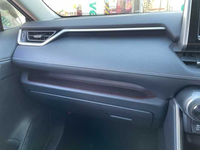 トヨタ ＲＡＶ４ G 神奈川県 2020(令2)年 2.5万km アティチュードブラックマイカ ワンオーナー/4WD/TRDエアロ/社外メモリナビ【X9NX】/・DTV/CD/DVD/BT/USB/HDMI/バックカメラ/クリアランスソナー/レザーシート/前席シートヒーター/D席2メモリ付きパワーシート/ルーフレール/ビルトインETC/前方ドライブレコーダー/パワーバックドア/トヨタセーフティセンス/・プリクラッシュセーフティ/・レーントレーシングアシスト/・オートマチックハイビーム/・ロードサインアシスト/・レーダークルーズコントロール/・先行車発進告知機能/ブラインドスポットモニター/革巻きステアリング/ステアリングヒーター/純正18インチAW/MTモード付AT/オートライト/オートマチックハイビーム/純正LEDヘッドライト/フォグランプ/プッシュEgスタート/ストップ/スマートキー/ターンランプ付電動格納ドアミラー/純正フロアマット/取扱説明書/ナビ取扱説明書/新車時保証書