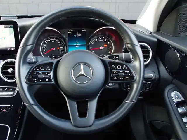 メルセデス・ベンツ Ｃ１８０ 埼玉県 2019(平31)年 3.5万km 黒 アダプティブクルーズコントロール/レーダーセーフティパッケージ/CarPlay/パークセンサー/ブラインドスポットモニター/バックカメラ/純正ナビ/ドラレコ/ETC/Bluetooth