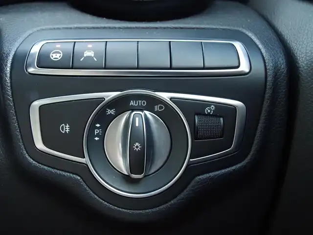 メルセデス・ベンツ Ｃ１８０ 埼玉県 2019(平31)年 3.5万km 黒 アダプティブクルーズコントロール/レーダーセーフティパッケージ/CarPlay/パークセンサー/ブラインドスポットモニター/バックカメラ/純正ナビ/ドラレコ/ETC/Bluetooth